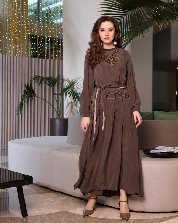 Embroidered Tiered Maxi Dress with Gathered Sleeves